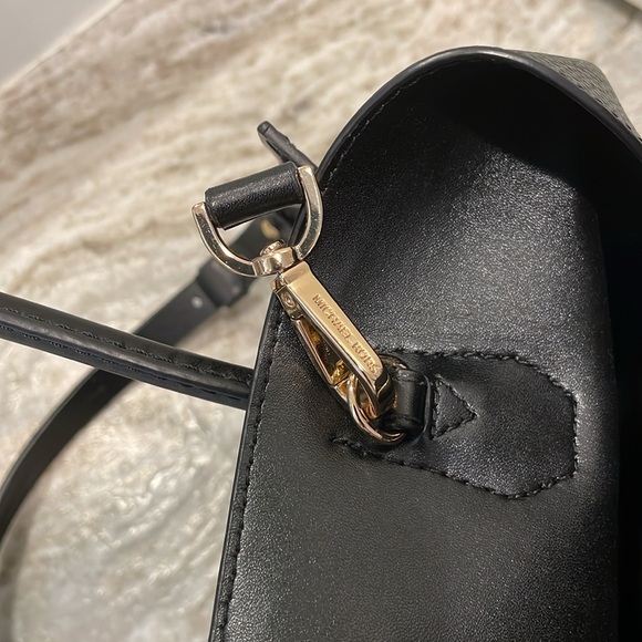 Michael Kors Mercer Gallery Satchel Handbag - Picture 6 of 8